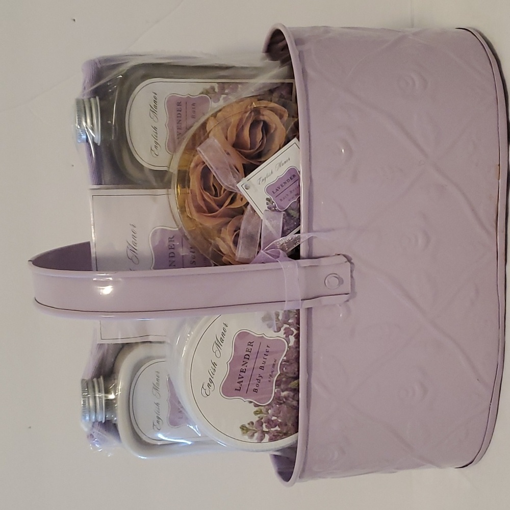 Tin Gift Basket Lavender Bath Salt Lotion Bubble Bath Set